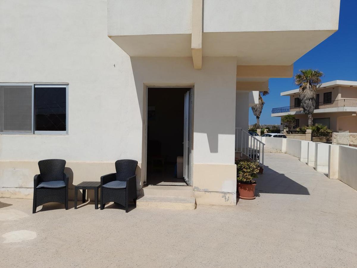 Sunshine Holiday Apartment 4 Next To The Sea St. Paul's Bay Dış mekan fotoğraf