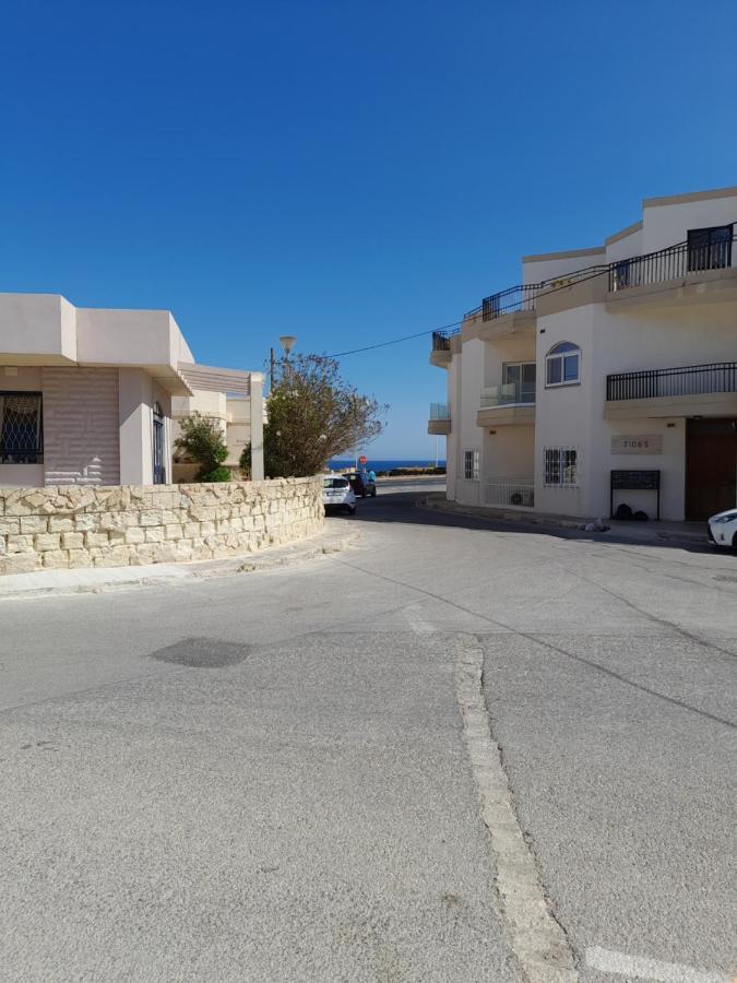 Sunshine Holiday Apartment 4 Next To The Sea St. Paul's Bay Dış mekan fotoğraf